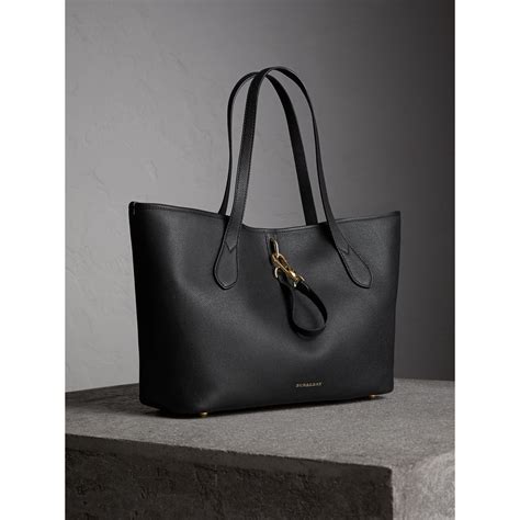 burberry medium grainy leather tote bag in black